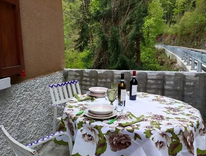 Mezzo Montagna Lodge